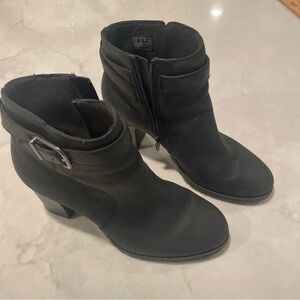 Clark Women's Black Ankle Boots